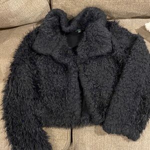 Cropped fuzzy jacket